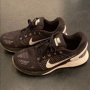 NIKE LUNARGLIDE 7